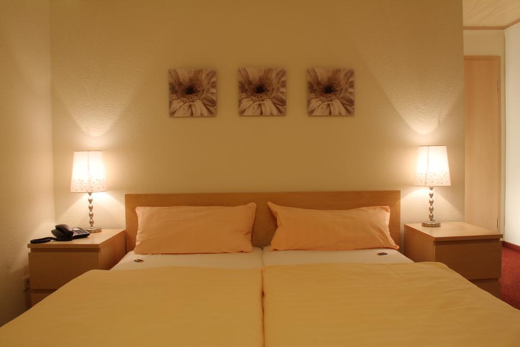 Landhotel Ewerts Insul Экстерьер фото
