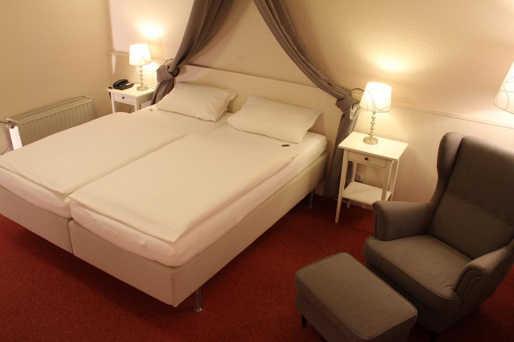 Landhotel Ewerts Insul Экстерьер фото